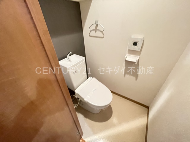 ルミエール八尾駅前のトイレ写真