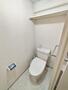 トイレ　★★トイレは嬉しい洗浄機能付き便座です♪★★