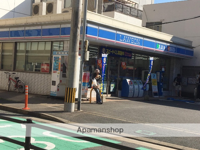 コンビニ　ローソン（コンビニ）まで720m