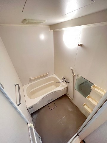 バス・シャワールーム　日々の疲れを癒すお風呂付です