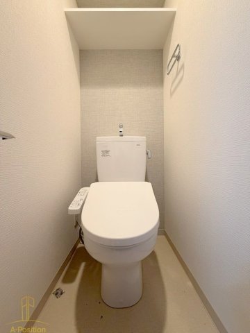 トイレ　フォーリアライズ難波リアン