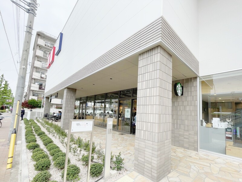 飲食店　スターバックス コーヒー 板橋蓮根店（飲食店）まで481m