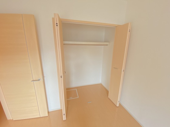 収納　※別部屋の写真です