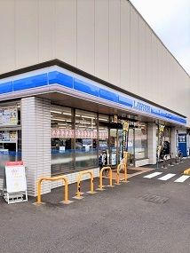 コンビニ　ローソン板橋若木3丁目店（コンビニ）まで143m