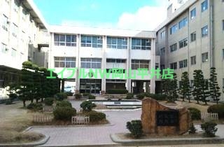 小学校　芳泉小学校（小学校）まで1272m