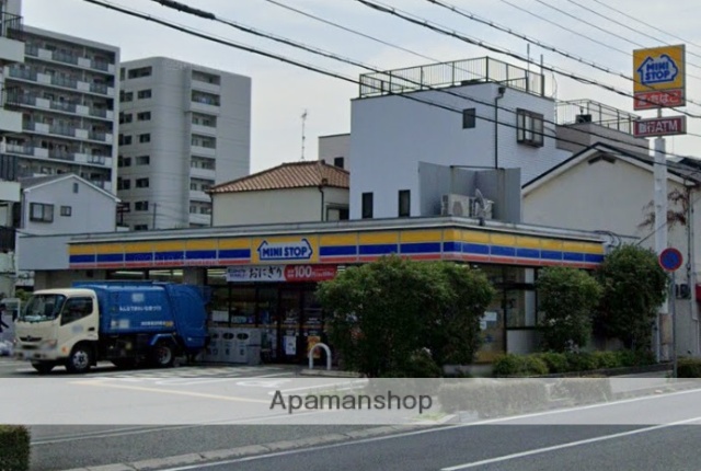 コンビニ　ミニストップ（コンビニ）まで521m