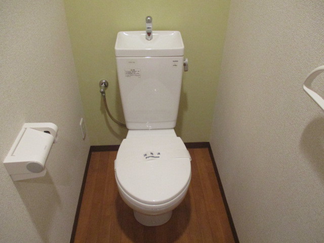 トイレ　清潔感のあるきれいなトイレです