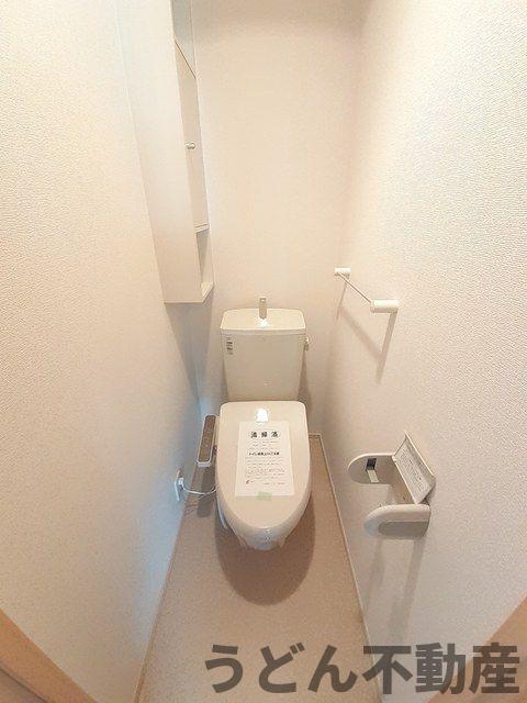 トイレ　うどん県のお部屋探しはうどん不動産へ うどんちゃんとLINE