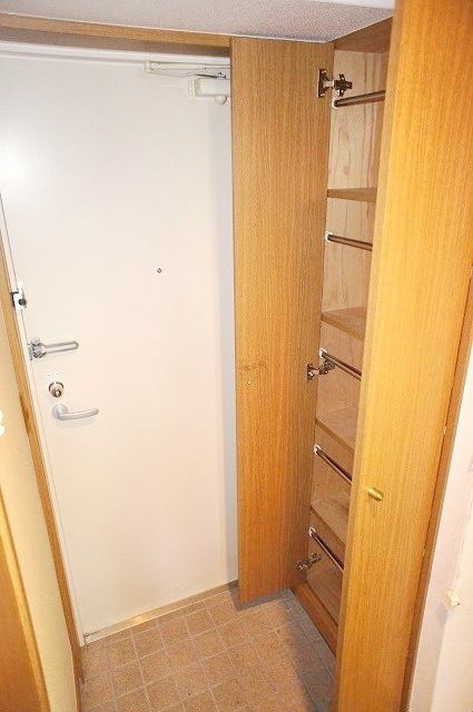 玄関　別部屋参考写真