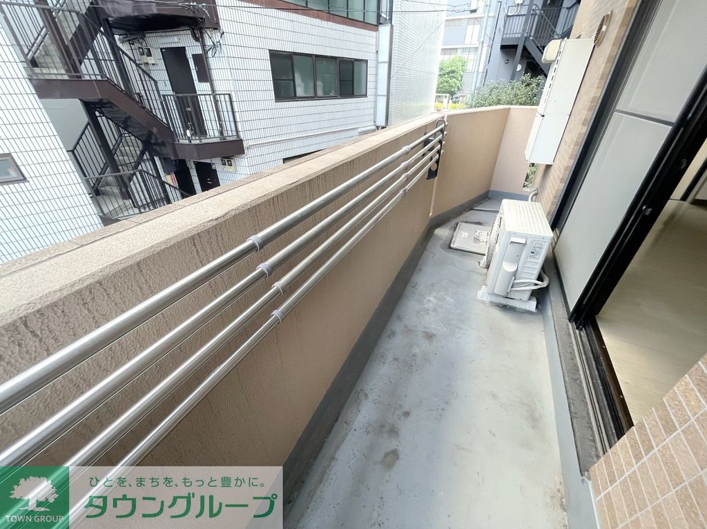 バルコニー　お問合せは(株)タウンハウジングレジデンス事業部【03-…