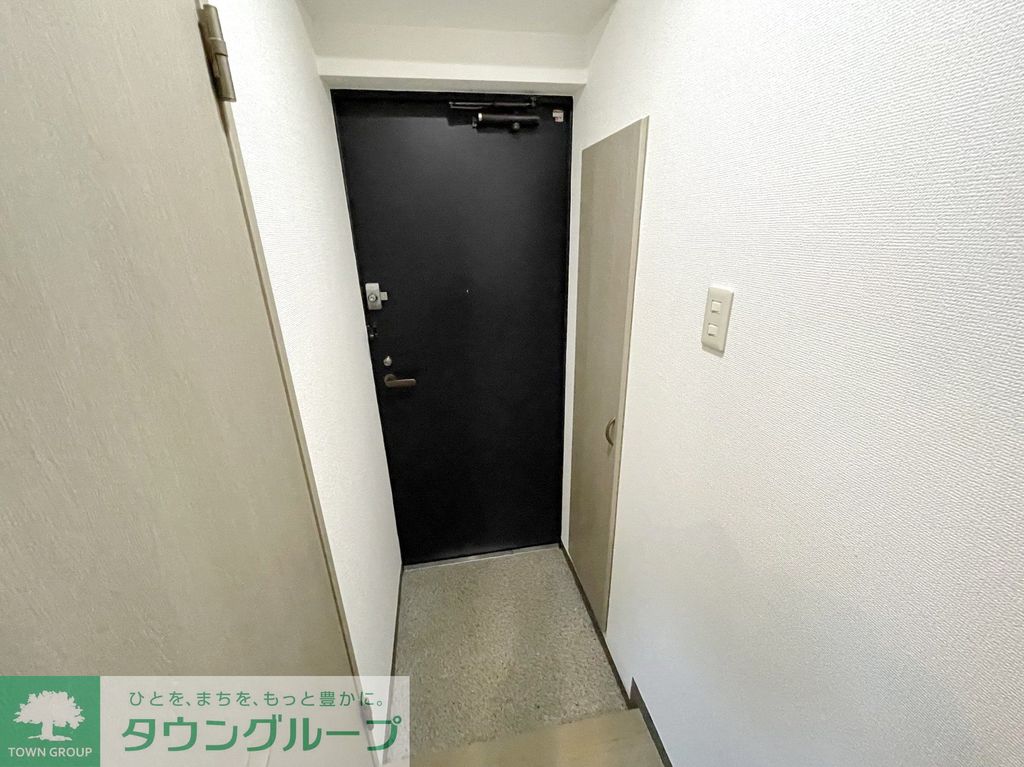 玄関　お問合せは(株)タウンハウジングレジデンス事業部【03-…