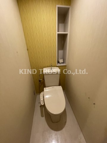 トイレ　落ち着いたトイレです