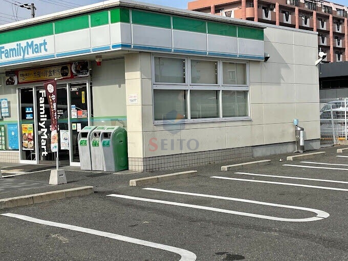 コンビニ　ファミリーマート 佐井寺南が丘店（コンビニ）まで127m