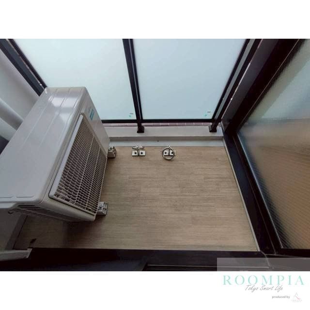 バルコニー　※同タイプの別のお部屋です。