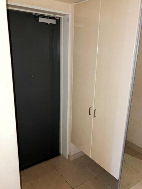 玄関　別タイプ部屋　参考写真です