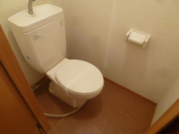 トイレ　落ち着く雰囲気です♪