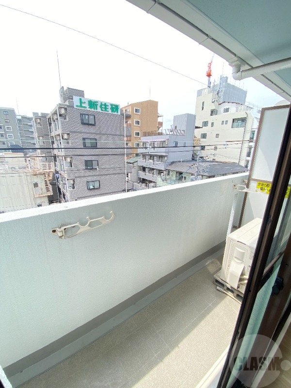 バルコニー　同タイプの別部屋の写真