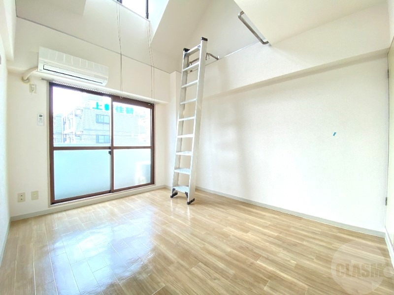 居室・リビング　同タイプの別部屋の写真