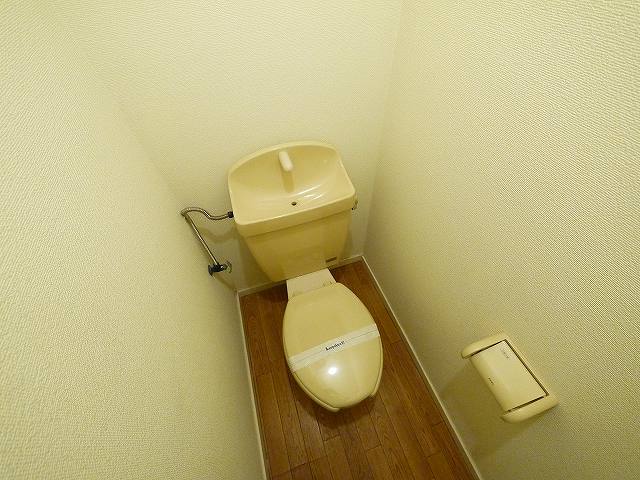 トイレ　ゆったりとした空間のトイレです