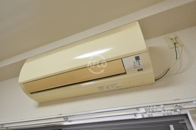 その他設備　ニューシティーアパートメンツ西天満　エアコン
