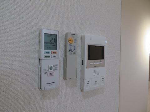 セキュリティ　カメラ付インターホン（イメージ）