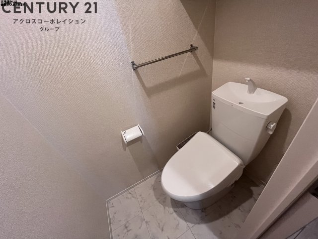 トイレ　温水洗浄便座付きでおすすめ！