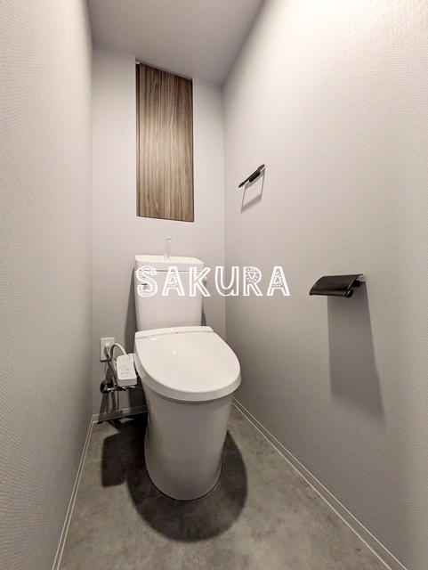 トイレ　落ち着いた色調のトイレです♪