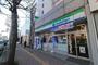 コンビニ　ファミリーマート平岸駅前店（コンビニ）まで217m