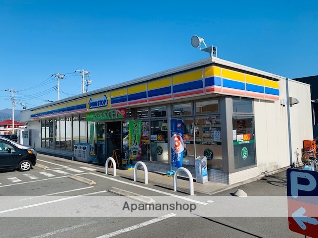 コンビニ　ミニストップ（コンビニ）まで909m