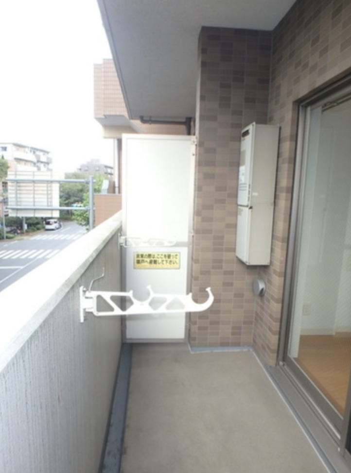 バルコニー　別部屋　参考