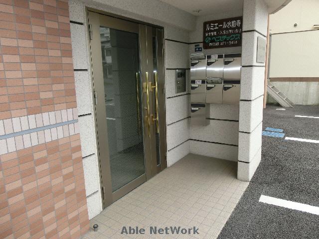 エントランス　エントランス部分