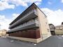 八幡宿駅より徒歩14分 築6年5ヶ月 3階建の賃貸物件
