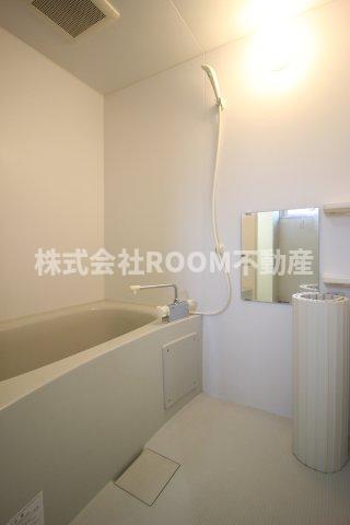バス・シャワールーム　お風呂で日々の疲れを落としましょう