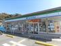 コンビニ　ファミリーマート木津川相楽店（コンビニ）まで400m