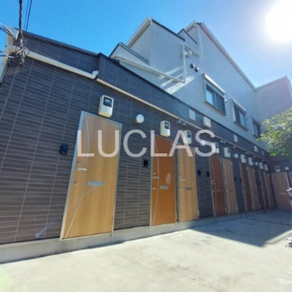 建物外観　『想いの先を照らし出す。』信頼が必要だからこそ、弊社へお任せ