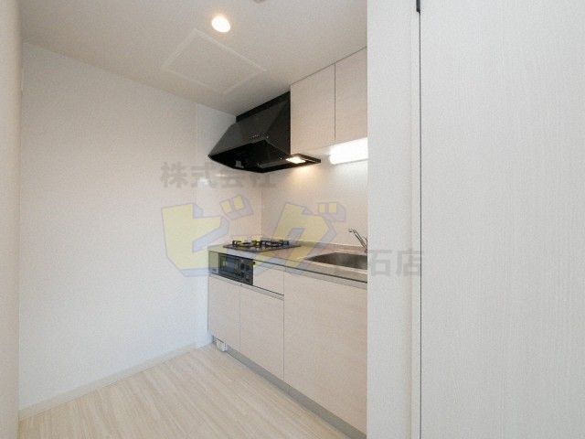 キッチン　人気で使用しやすい独立型システムキッチンです♪