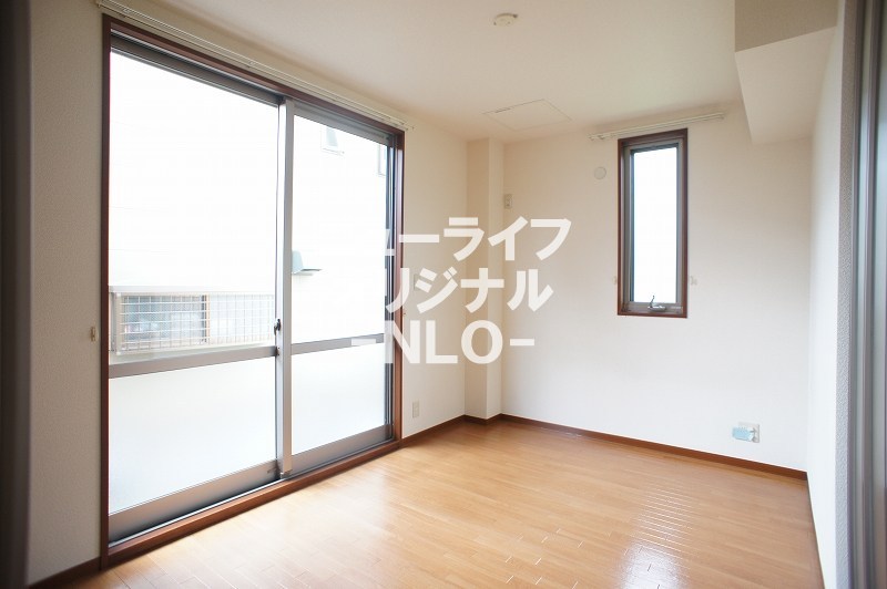 その他部屋・スペース　5.3帖洋室☆２面採光で明るい室内☆