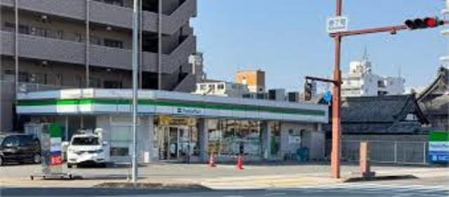 コンビニ　ファミリーマート　姫路壱丁町（コンビニ）まで367m