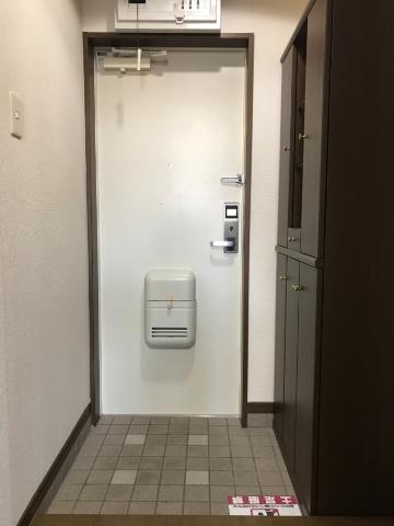 玄関　玄関