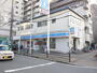 コンビニ　ローソン（コンビニ）まで176m