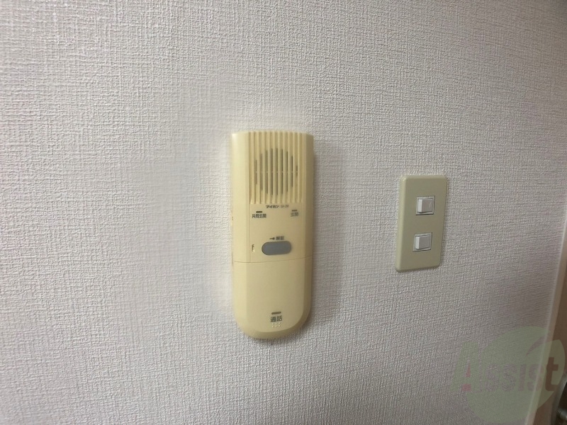 セキュリティ　インターホンは通話ができるので急な訪問があっても安心です。