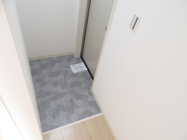 玄関　玄関広め