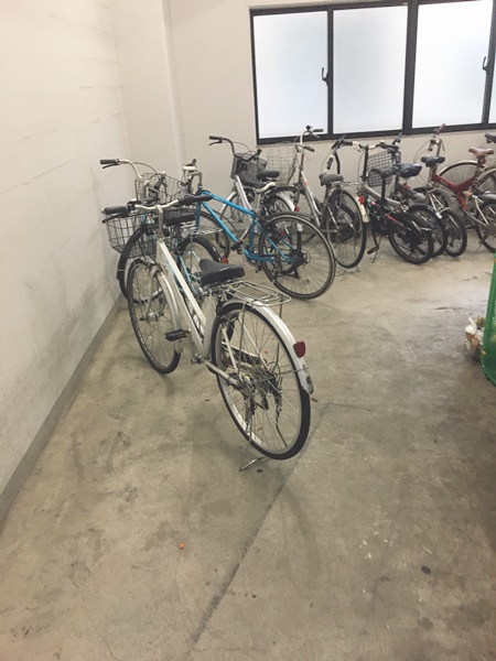 その他共有部分　駐輪場は屋根付です