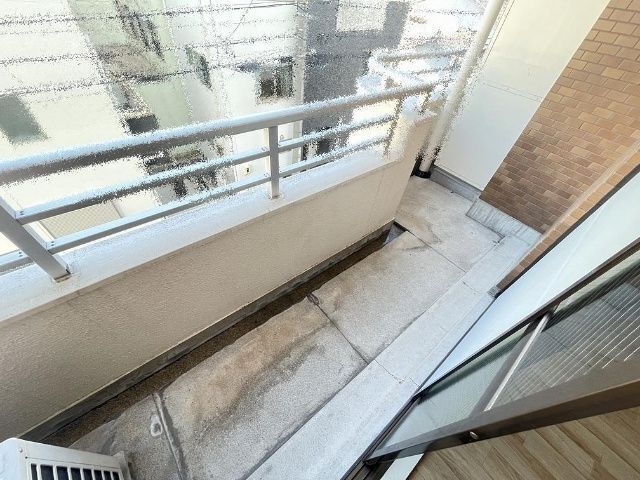 バルコニー　開放的なベランダ！東向きのベランダです♪