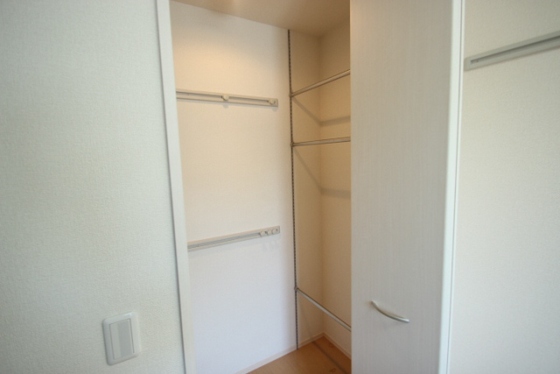 収納　※別部屋の写真です
