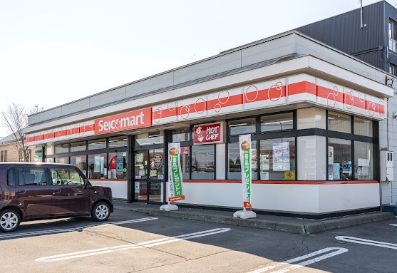 コンビニ　セイコーマート北斗店（コンビニ）まで88m
