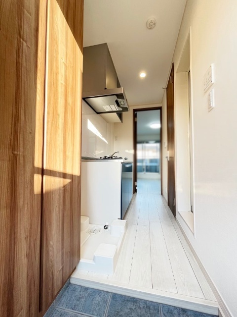 玄関　※他部屋参考写真