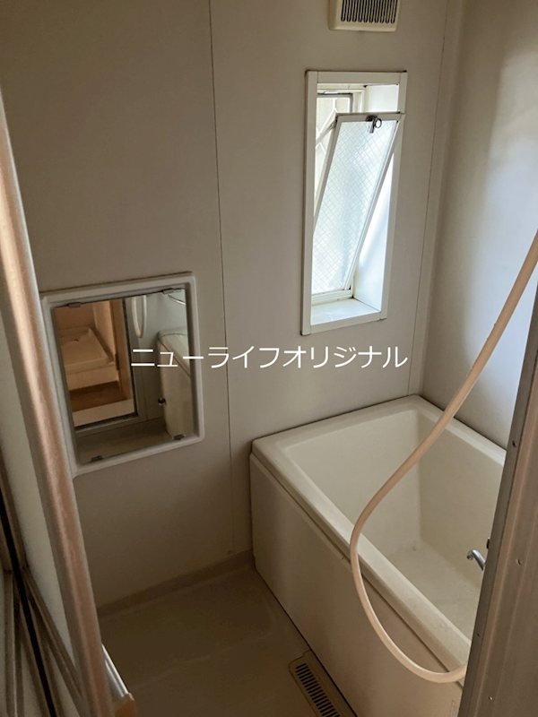 バス・シャワールーム　※同タイプ・現況優先