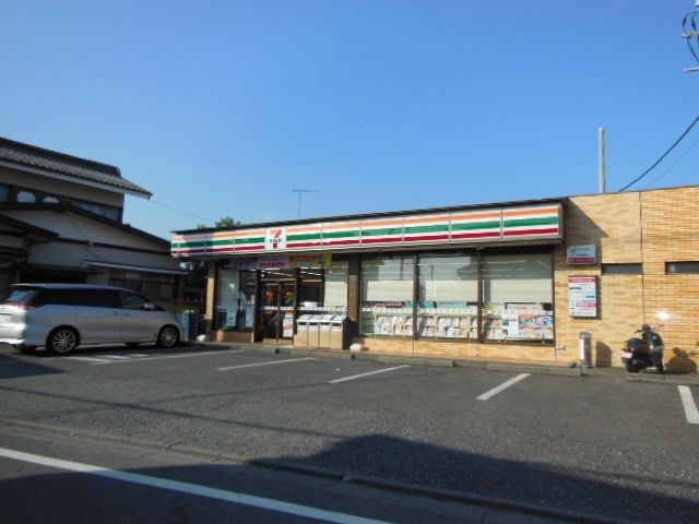 コンビニ　セブンイレブン（コンビニ）まで142m