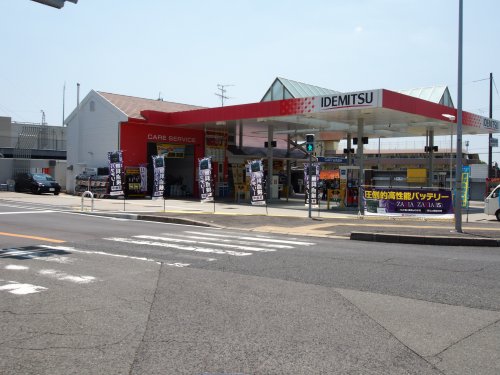 その他　辻砿油（株） セルフウエスト槙塚ＳＳ（その他）まで88m